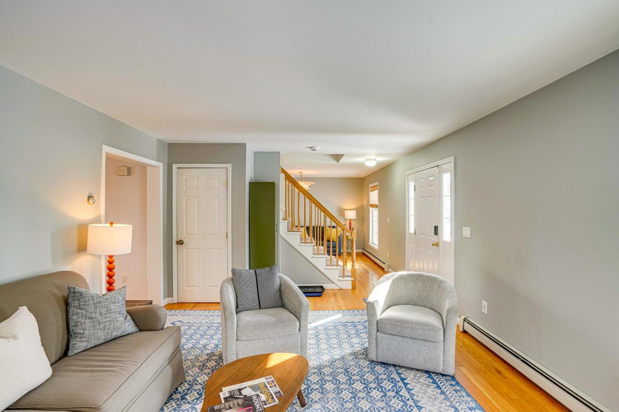 Private Guest House In Dtwn Lenox, Walk To Dining! Buitenkant foto