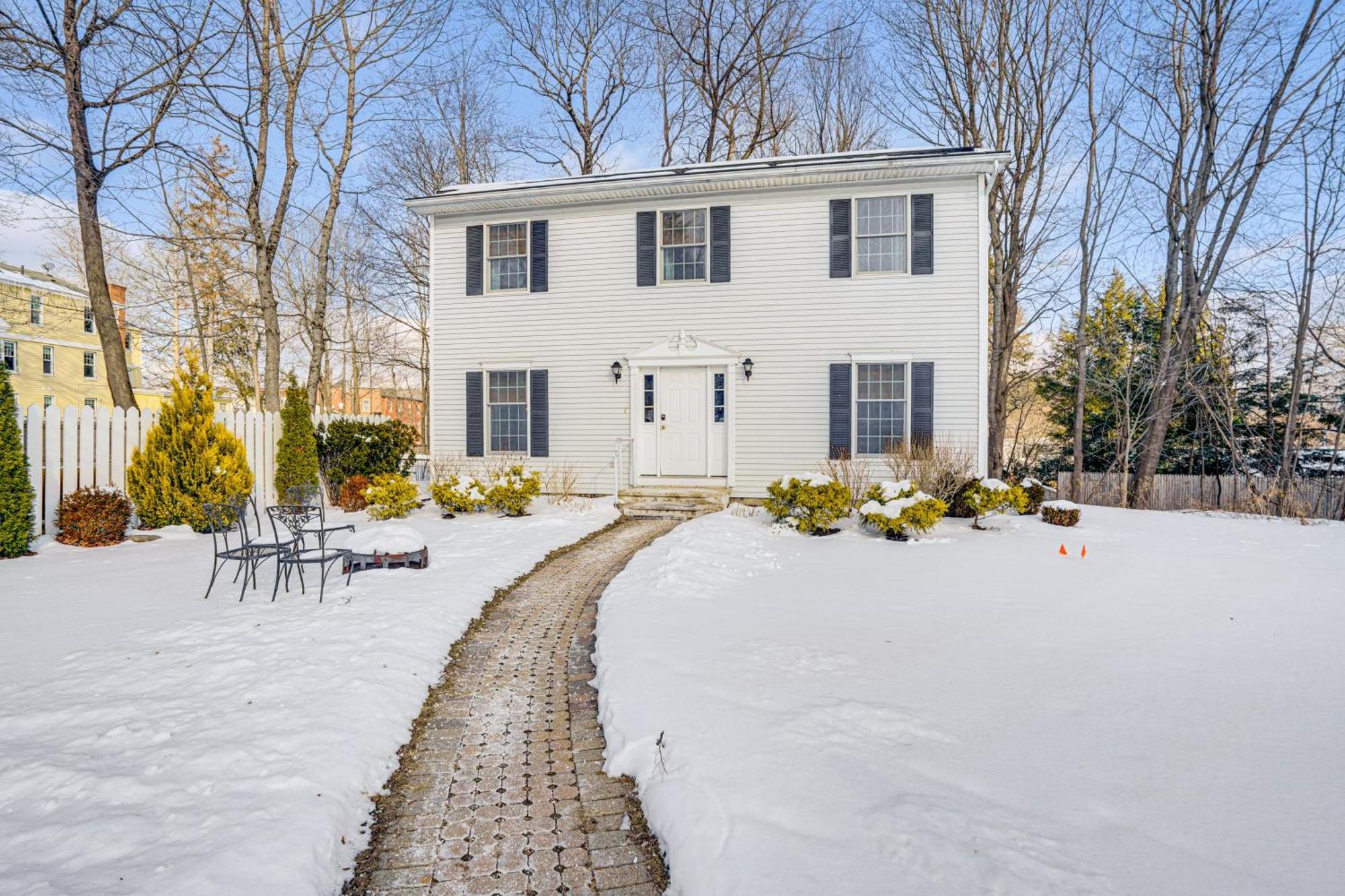 Private Guest House In Dtwn Lenox, Walk To Dining! Buitenkant foto